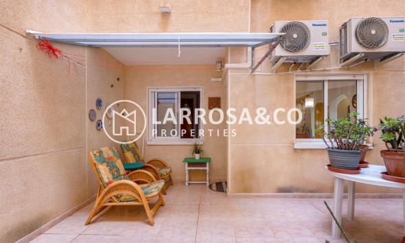 Resale - Apartment - Torrevieja - Parque las naciones