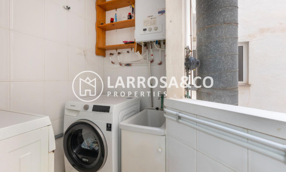 Resale - Apartment - Torrevieja - Centro