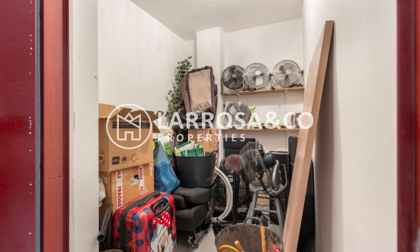 Resale - Apartment - Torrevieja - Centro