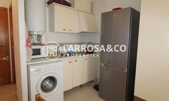 Resale - Apartment - Torrevieja - Habaneras