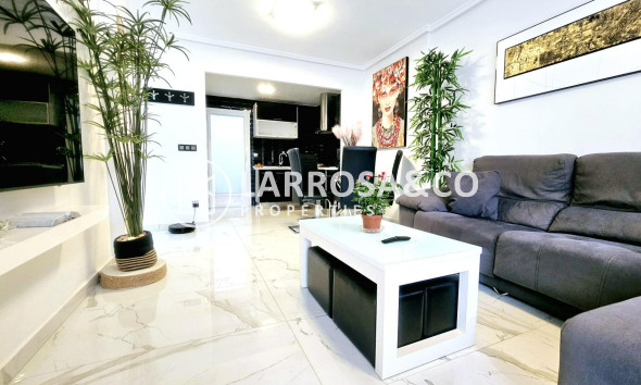 Resale - Semi-detached house - Torrevieja - Torreblanca