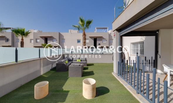 Resale - Bungalow - Torrevieja - Sector 25