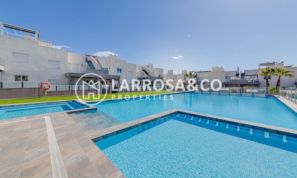 Resale - Bungalow - Torrevieja - Sector 25