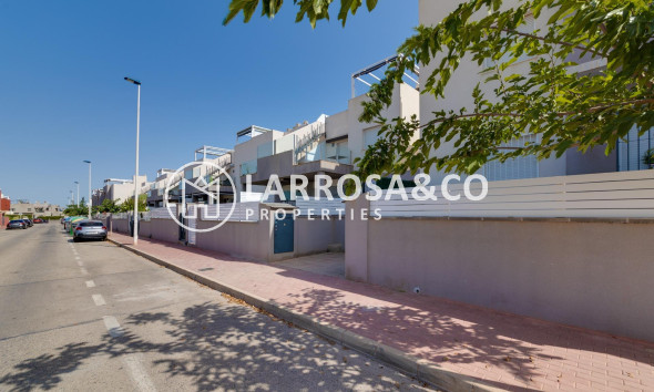 Resale - Bungalow - Torrevieja - Sector 25