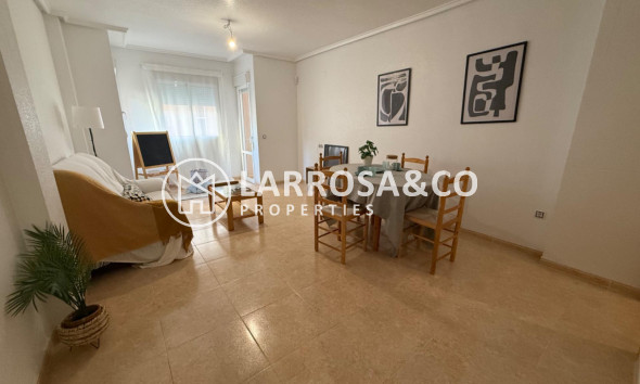 Resale - Apartment - Torrevieja - Centro