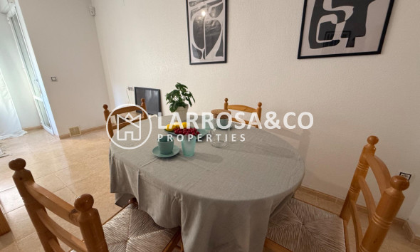 Resale - Apartment - Torrevieja - Centro