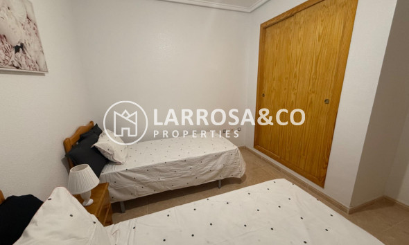 Resale - Apartment - Torrevieja - Centro