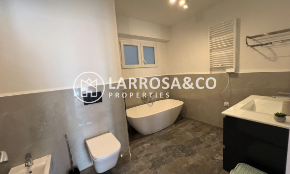 A Vendre - Apartment - Dolores - CENTRO