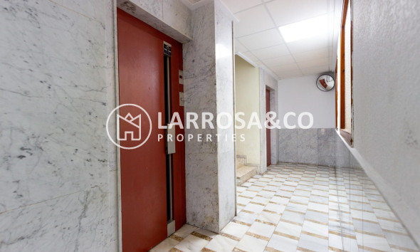 Herverkoop - Apartment - Torrevieja - Acequion