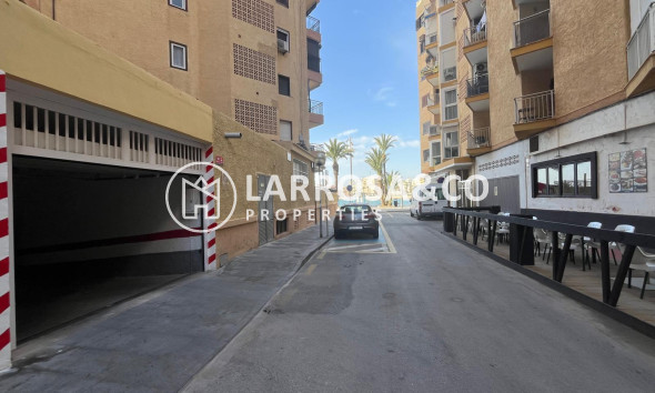 Reventa - Apartamento - Torrevieja - Playa del cura