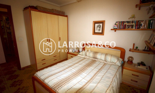 Resale - Apartment - Guardamar del Segura - Playa centro