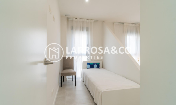 Resale - Apartment - Orihuela costa - Los Dolses