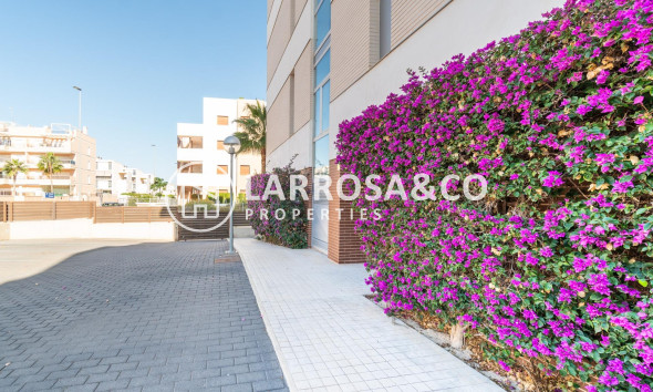 Resale - Apartment - Orihuela costa - Los Dolses