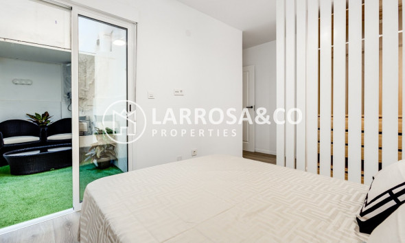 Reventa - Apartamento - Torrevieja - Puerto