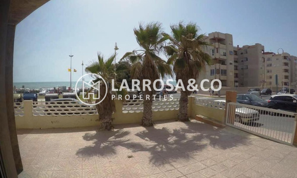 new-building-apartment-guardamar-del-segura-beach-views-on2050c
