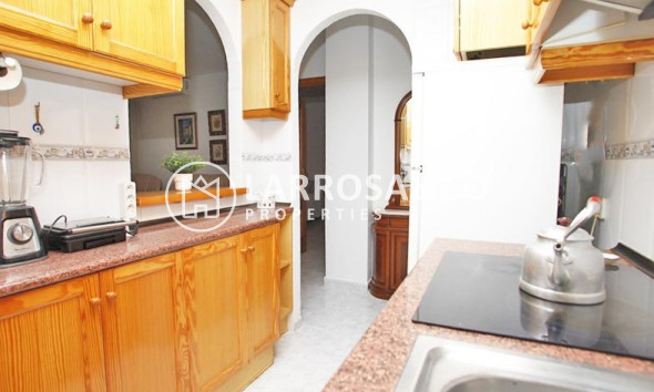 Resale - Apartment - Torrevieja - Playa del cura