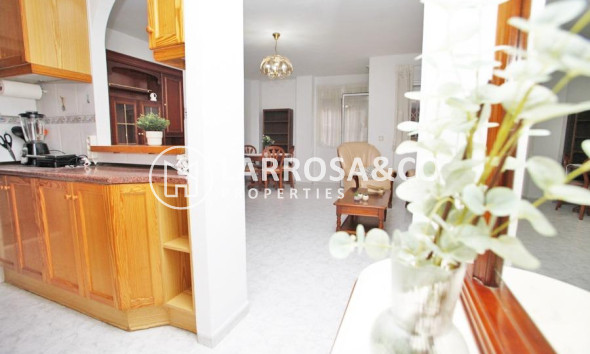 Resale - Apartment - Torrevieja - Playa del cura