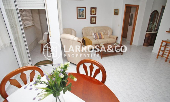 Resale - Apartment - Torrevieja - Playa del cura