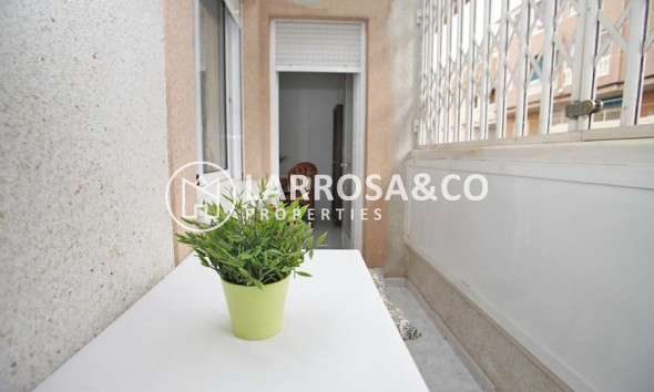 Resale - Apartment - Torrevieja - Playa del cura