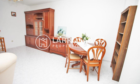 Resale - Apartment - Torrevieja - Playa del cura