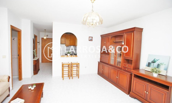 Resale - Apartment - Torrevieja - Playa del cura