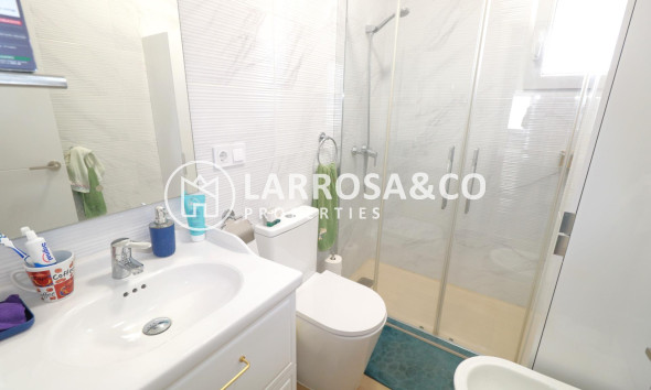 Herverkoop - Semi-detached house - Torrevieja - Playa de los Naufragos