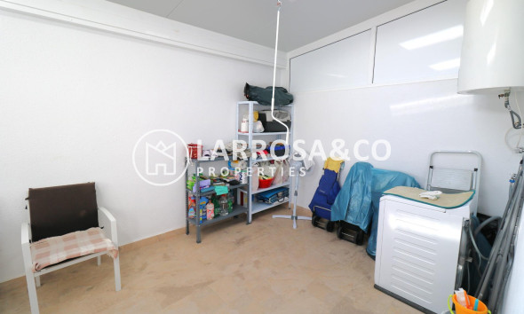 Herverkoop - Semi-detached house - Torrevieja - Playa de los Naufragos