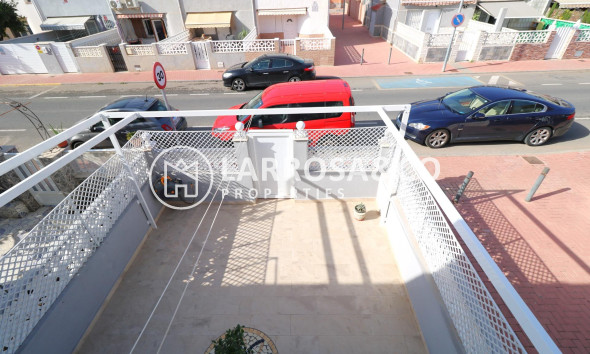 Herverkoop - Semi-detached house - Torrevieja - Playa de los Naufragos