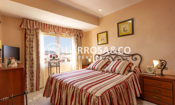 Reventa - Apartamento - Orihuela - Los Huertos