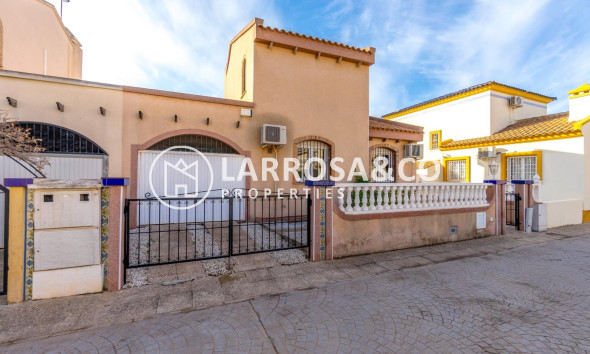 Reventa - Chalet - Orihuela costa - Playa Flamenca