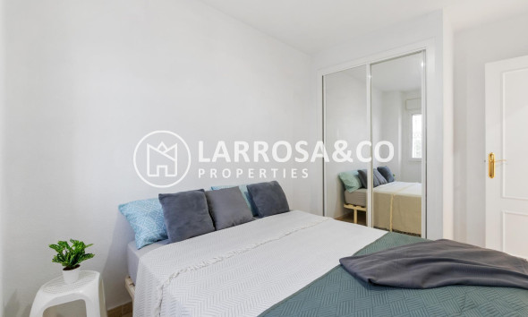 Resale - Apartment - Orihuela costa - Las Mimosas