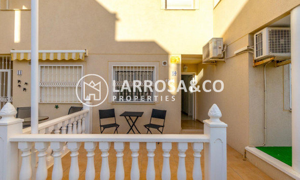 Resale - Apartment - Orihuela costa - Las Mimosas