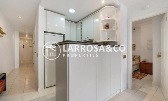 Resale - Apartment - Torrevieja - Habaneras