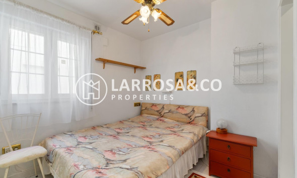 Resale - Apartment - Torrevieja - Habaneras