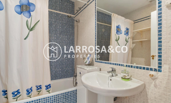 Resale - Apartment - Torrevieja - Habaneras