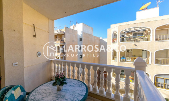 Resale - Apartment - Torrevieja - Habaneras