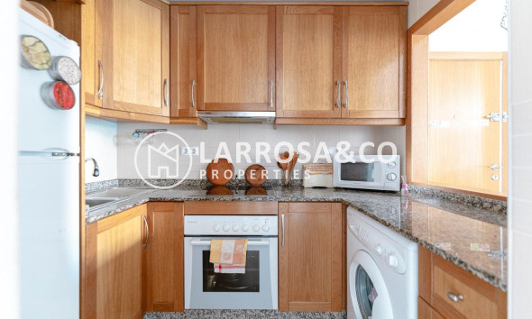 Resale - Apartment - Torrevieja - Playa del cura