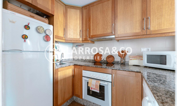 Resale - Apartment - Torrevieja - Playa del cura