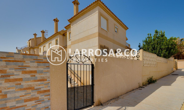 Reventa - Bungalow - Torrevieja - Aguas Nuevas