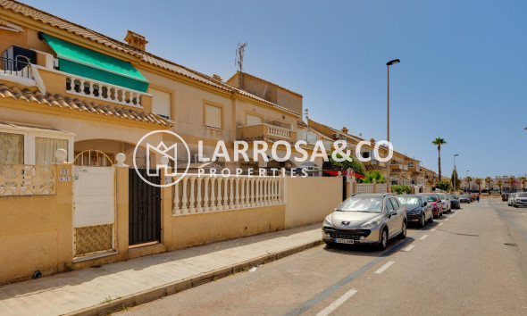 Reventa - Bungalow - Torrevieja - Aguas Nuevas