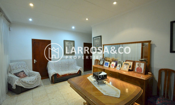 Reventa - Casa de campo - Almoradí