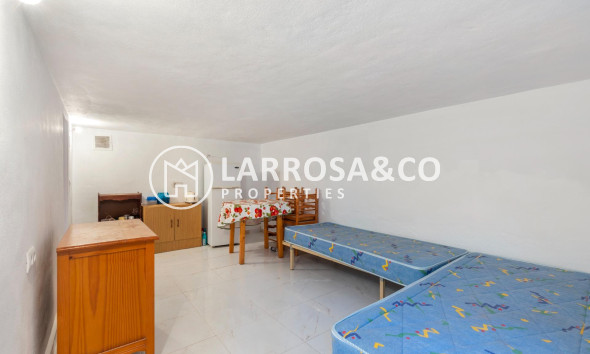 Resale - Semi-detached house - Torrevieja - El limonar