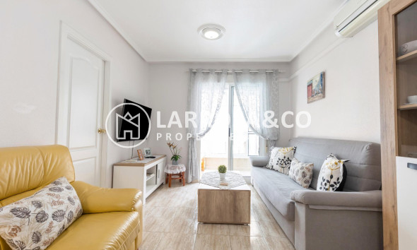 Herverkoop - Apartment - Torrevieja - Centro