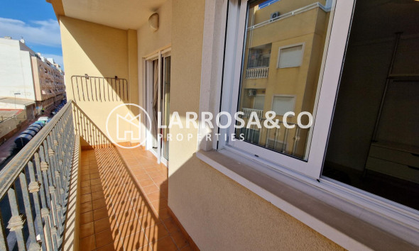 A Vendre - Apartment - Torrevieja - Estacion de autobuses