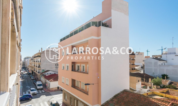 Herverkoop - Apartment - Torrevieja - torrevieja