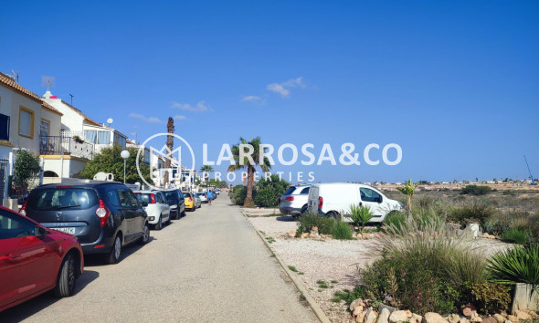 Reventa - Bungalow - Torrevieja - Doña ines