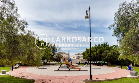 Reventa - Bungalow - Torrevieja - Doña ines