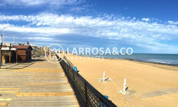 Reventa - Bungalow - Torrevieja - Doña ines