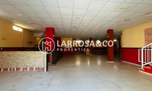 Reventa - Local - Torrevieja - La Mata