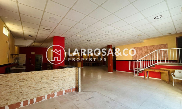 Reventa - Local - Torrevieja - La Mata